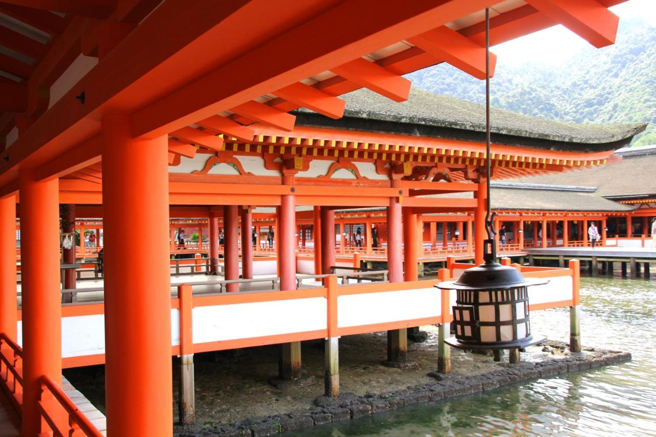 Oyado Tsukiusagi Hatsukaichi Exterior foto