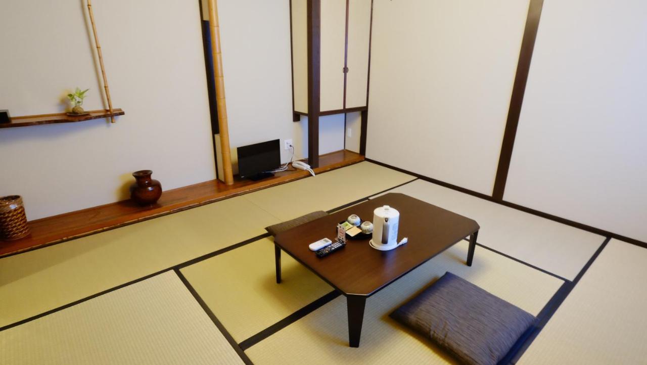 Oyado Tsukiusagi Hatsukaichi Zimmer foto
