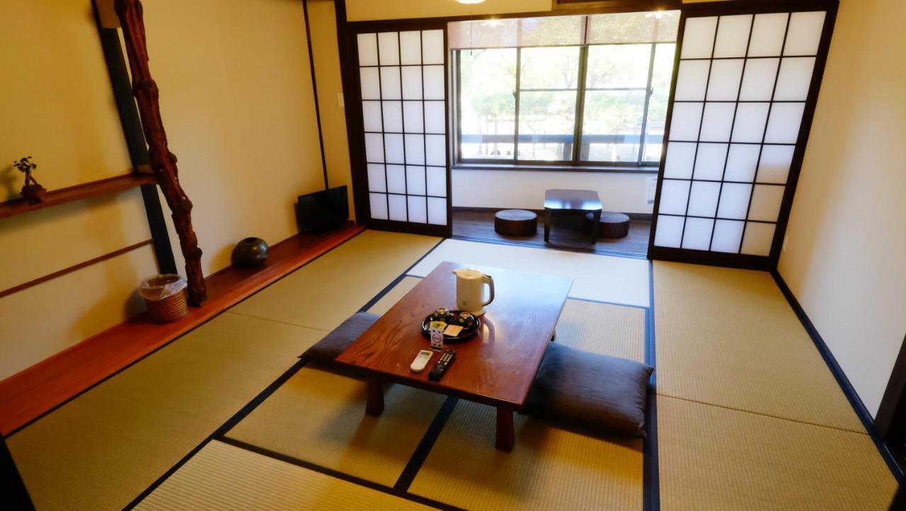 Oyado Tsukiusagi Hatsukaichi Zimmer foto